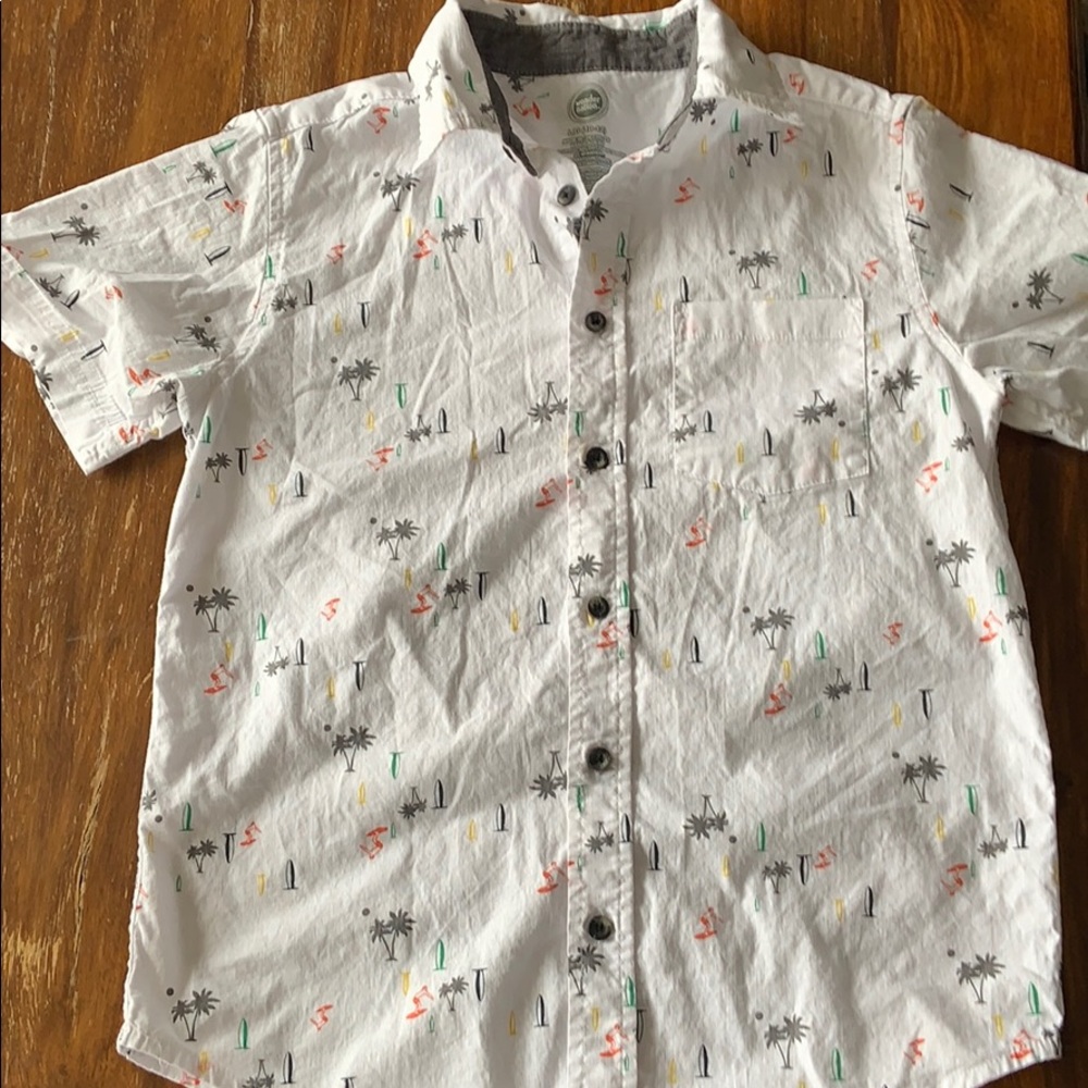 Collared dress shirt